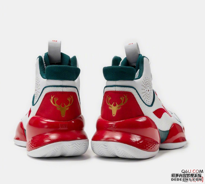 Appreciation of the physical details of CJ McCollum's exclusive Air Raid 5 Christmas PE. What are the personal PEs worn by CJ this season Appreciation of the physical details of CJ McCollum's exclusive Air Raid 5 Christmas PE. What personal PEs are worn by CJ this season