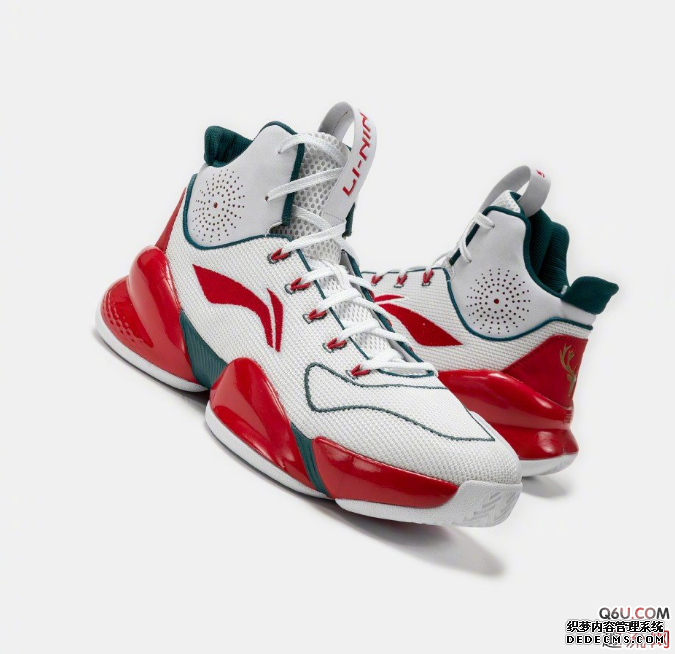 Appreciation of the physical details of CJ McCollum's exclusive Air Raid 5 Christmas PE. What are the personal PEs that CJ has bought this season Appreciation of the physical details of CJ McCollum's exclusive Air Raid 5 Christmas PE What are the personal PEs that CJ has worn this season