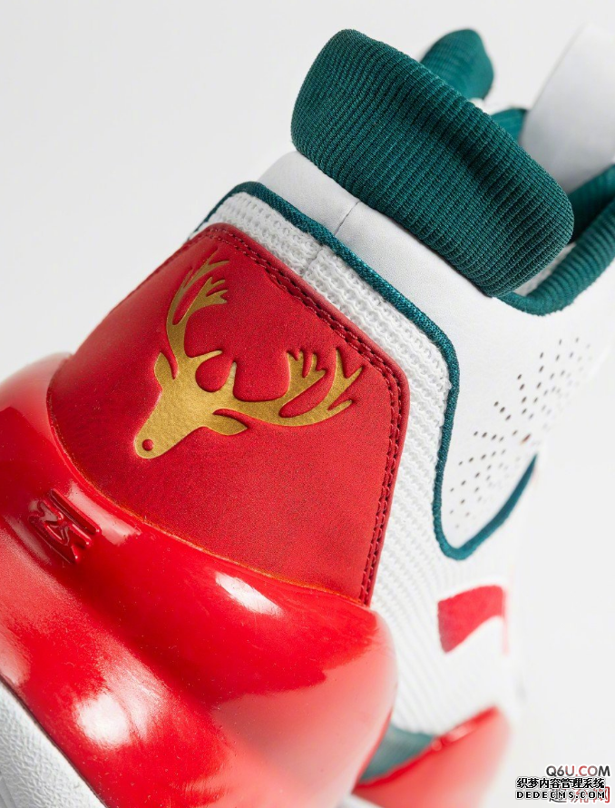 Appreciation of the physical details of CJ McCollum's exclusive Air Raid 5 Christmas PE What are the personal PEs worn by CJ this season? CJ McCollum's exclusive Air Raid 5 Christmas PE physical details appreciation. What personal PEs are worn by CJ this season