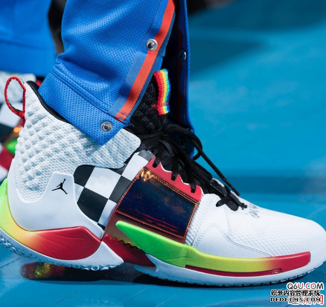 Westbrook wears the color red on the feet of the Westbrook 2nd generation Why Not Zer0.2 Will the new rainbow color be on sale? Westbrook wears the color red on the feet of the Westbrook 2nd generation Why Not Will Zer0.2's new rainbow colorway be on sale