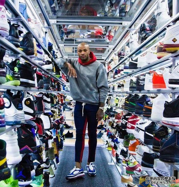 Why Tucker is called the shoe king? Why Tucker did not sign with a sneaker brand Why Tucker is called the King of Shoes? Why Tucker has not signed a contract with a sneaker brand
