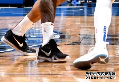 What sneakers are worn by NBA stars on December 24th? Inventory of sneakers worn by NBA stars on December 24