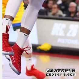 What sneakers Curry wore in the NBA on December 18th. List of sneakers worn by NBA stars on December 18th What sneakers Curry wore in the NBA on December 18th. List of sneakers worn by NBA stars on December 18