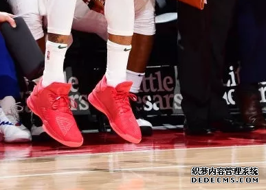 What sneakers Curry wore on December 18 in the NBA List of sneakers worn by NBA stars on December 18th What sneakers Curry wore in NBA on December 18 List of sneakers worn by NBA stars on December 18th