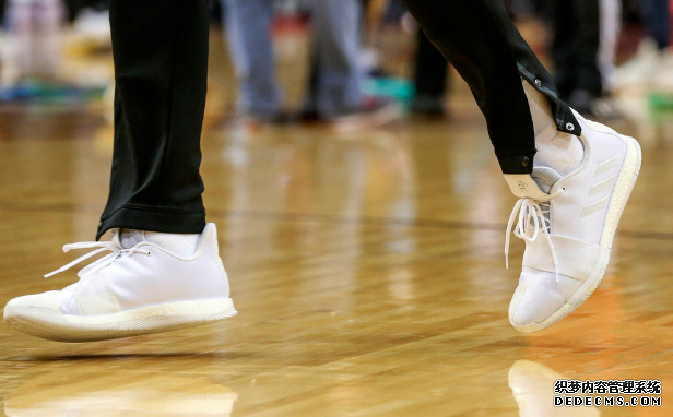 What sneakers will be worn by NBA stars on December 20th What are the sneakers worn by NBA stars on December 20th List of sneakers worn by NBA stars on December 20th