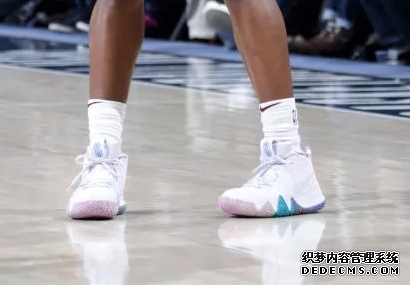 What sneakers are worn by NBA stars on December 19th? An inventory of sneakers worn by NBA stars on December 19th