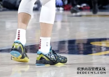 What sneakers are worn by NBA stars on December 19th? Inventory of sneakers worn by NBA stars on December 19