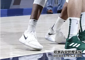 What sneakers are worn by NBA stars on December 13 An inventory of the sneakers worn by NBA stars on December 13th What are the sneakers worn by NBA stars on December 13th? An inventory of sneakers worn by NBA stars on December 13th