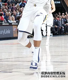 What sneakers are worn by NBA stars on December 13th? Inventory of sneakers worn by NBA stars on December 13th What sneakers are worn by NBA stars on December 13th Inventory of sneakers worn by NBA stars on December 13