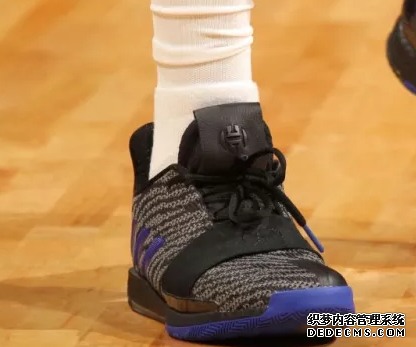 What are the sneakers worn by NBA stars on December 21st? List of sneakers worn by NBA stars on December 21st What are the sneakers worn by NBA stars on December 21st? List of sneakers worn by NBA stars on December 21st