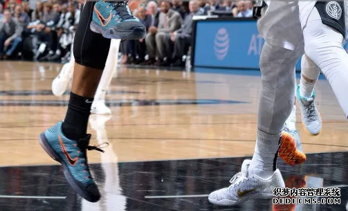 What are the sneakers worn by NBA stars on December 14th? List of sneakers worn by NBA stars on December 14th What are the sneakers worn by NBA stars on December 14th? List of sneakers worn by NBA stars on December 14th