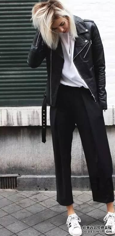 How to match trousers and sneakers to look good. Tips for matching trousers and sneakers How to match trousers and sneakers to look good. Tips to match trousers and sneakers