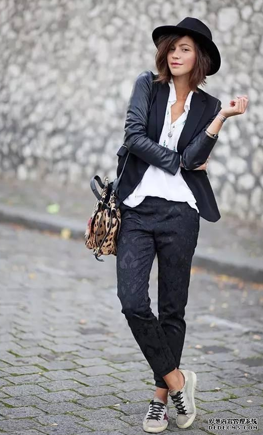 How to match trousers and sneakers to look good. Tips for matching trousers and sneakers How to match trousers and sneakers to look good. Tips for matching trousers + sneakers