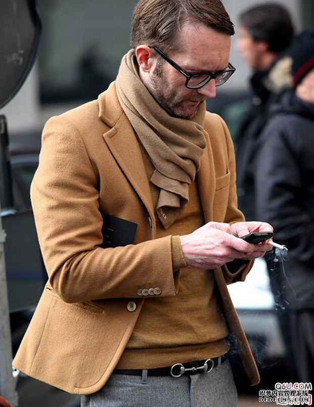 How to tie a boys' winter scarf. Recommendations for trendy and good-looking winter scarves for boys How to tie a boy's winter scarf? Recommendations for trendy and good-looking winter scarves for boys