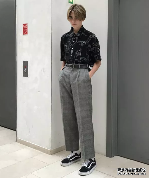 What are the most trendy autumn and winter outfits on Instagram in 2018? A collection of the most trendy autumn and winter outfits on Instagram in 2018 What are the most trendy autumn and winter outfits on Instagram in 2018? A large collection of the most trendy autumn and winter outfits on Instagram in 2018