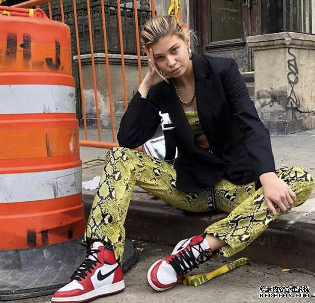 What are the trendiest autumn and winter outfits on Instagram in 2018? A collection of the most trendy autumn and winter outfits on Instagram in 2018 What are the trendiest autumn and winter outfits on Instagram in 2018? A collection of the most trendy autumn and winter outfits on Instagram in 2018
