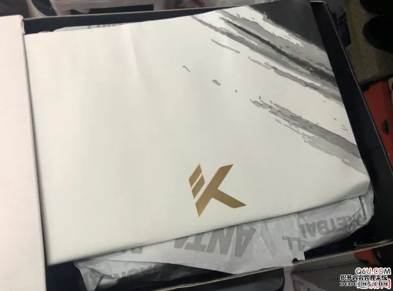 Anta KT4 Black Month Unboxing Review How to Clean the KT4 Black Month Upper Anta KT4 Black Month Unboxing Review How to clean the KT4 black moon shoe upper