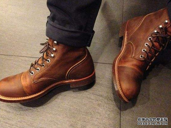What brand is REDWING? What grade is REDWING