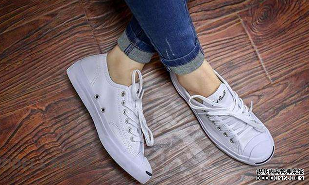 Is there any difference between Converse's open smile and all star size? Open smile and all star size? Which star is good-looking