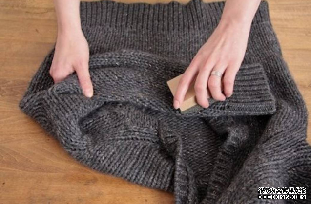 What should I do if my sweater pills? How should I care for my sweater What should I do if my sweater has pilled? How should I care for my sweater