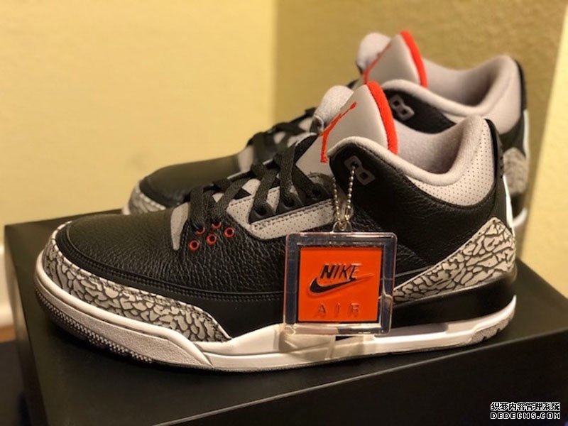AJ3 black cement authenticity comparison AJ3 black cement 2018 replica identification method AJ3 black cement authenticity comparison AJ3 black cement 2018 replica identification method