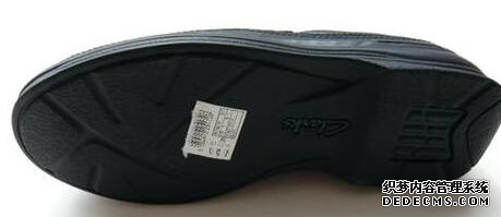 The difference between Qile genuine shoes and foreign trade shoes How to identify genuine Clarks