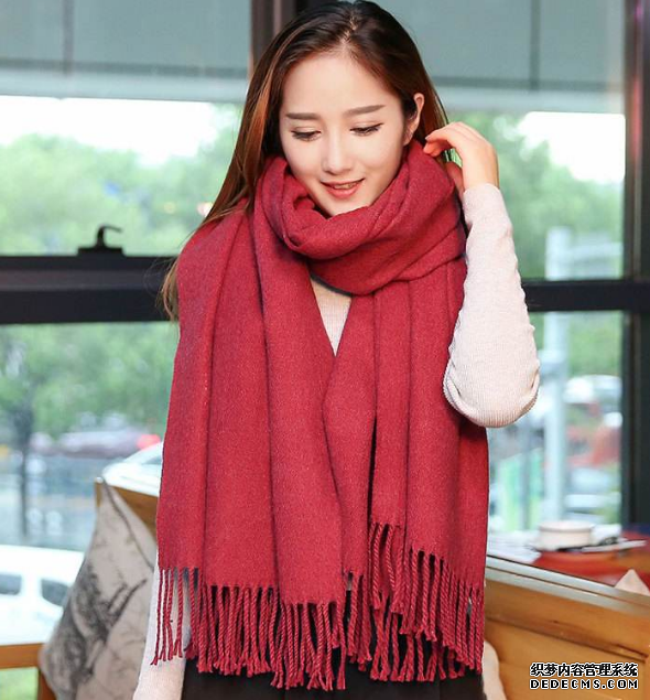 How to maintain a cashmere scarf, the correct way to clean a cashmere scarf How to maintain a cashmere scarf, the correct way to clean a cashmere scarf