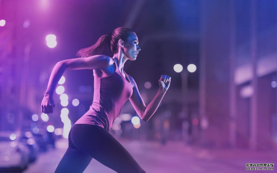 What are the correct ways to lose weight by running at night? Safety matters you need to pay attention to when running at night What are the correct ways to lose weight by running at night? Safety matters you need to pay attention to when running at night