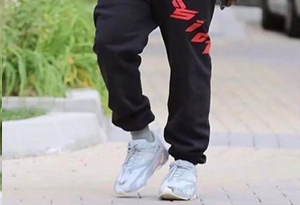 Kanye reveals yeezy700 v1 ice blue color on his fe