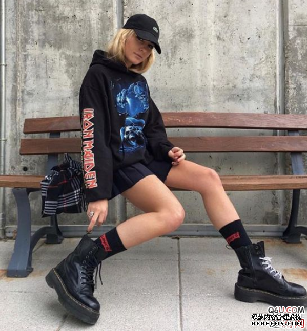 How to match exposed legs in winter. Recommended tips for girls to match exposed legs in winter
