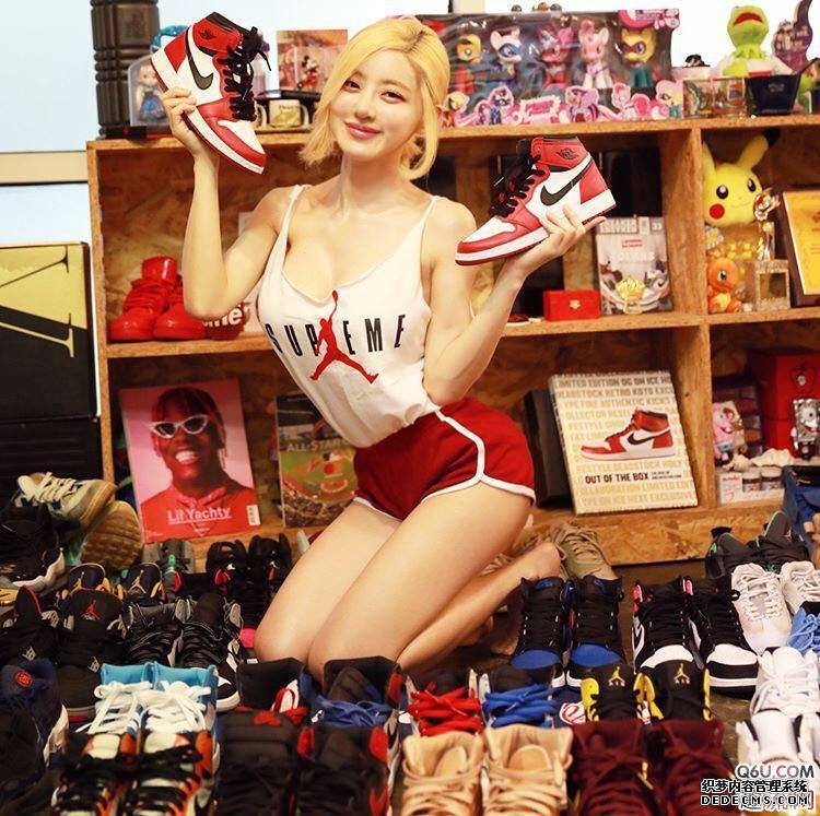DJ Soda, Huang Suxi wears AJ on his feet, which DJs have them? Inventory of shoes worn by Soda