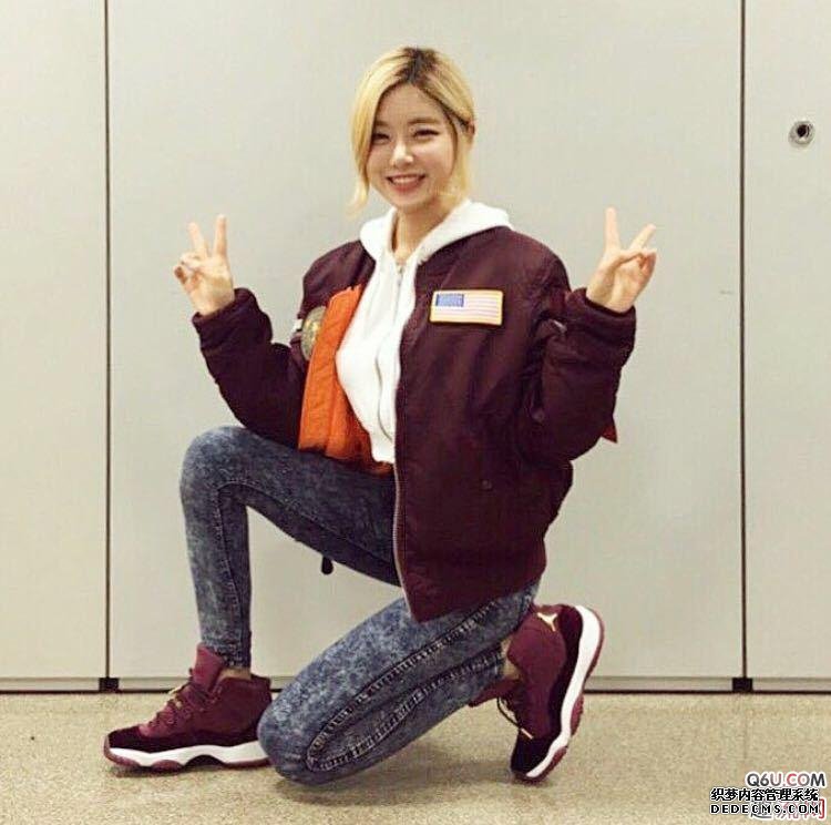 What DJ Soda Huang Suxi wears AJ on his feet