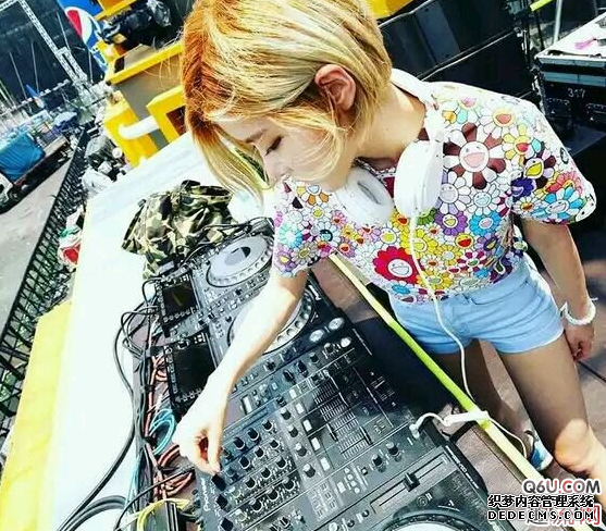 DJ Soda, Huang Suxi wears AJ, what kind of shoes does DJ Soda wear